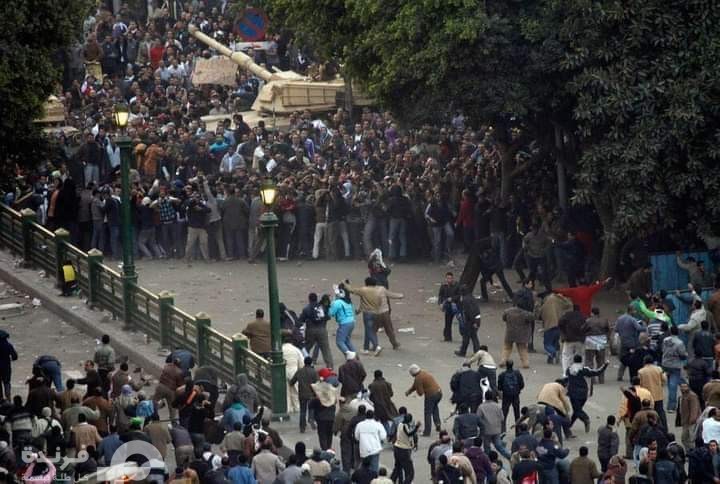 لساها ثورة يناير | 30 صورة من ميدان التحرير