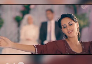 لماذا يهرب الرجل من أنثى تحبه؟ : قراءة في فيلم "فتاة المصنع"